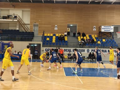 Corona Brașov Debutează cu o Victorie în Liga Națională de Baschet Masculin