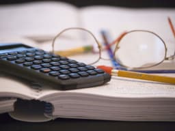  Discriminare Sistemică Acasă - Soluții Urgente pentru Consolidarea Suveranității Economice și Creșterii Durabile în 2024
